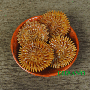 নকশী পিঠা (1 KG) – খাঁটি গুড়ের শিরায় বানানো ঐতিহ্যবাহী স্বাদ।